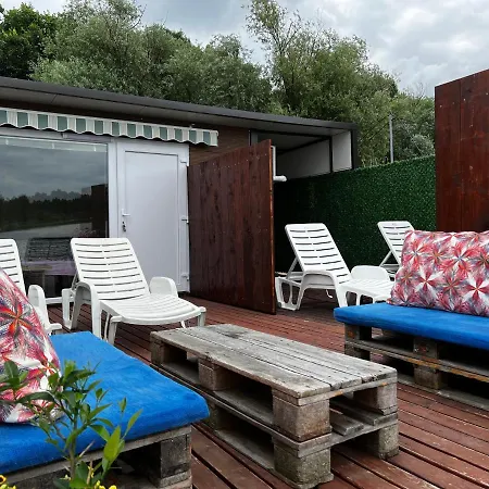 Splav Na Reci Savi Apartment *